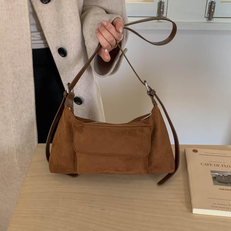 

Autumn and winter retro underarm bag women s 2025 new suede fleece small square bag simple one-shoulder crossbody bag drop shipping коричневый