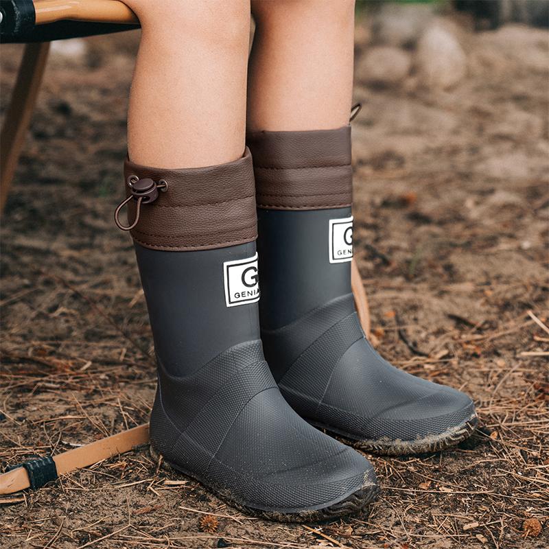 

Stylish cuffed medium-calf rain boots for outdoor wear, waterproof rubber shoes, and outdoor wading shoes 220 серый