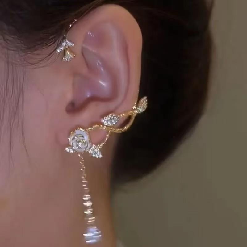 Niche Camellia Tassel Ear Cuff: Luxury No-Pierce Long Earring