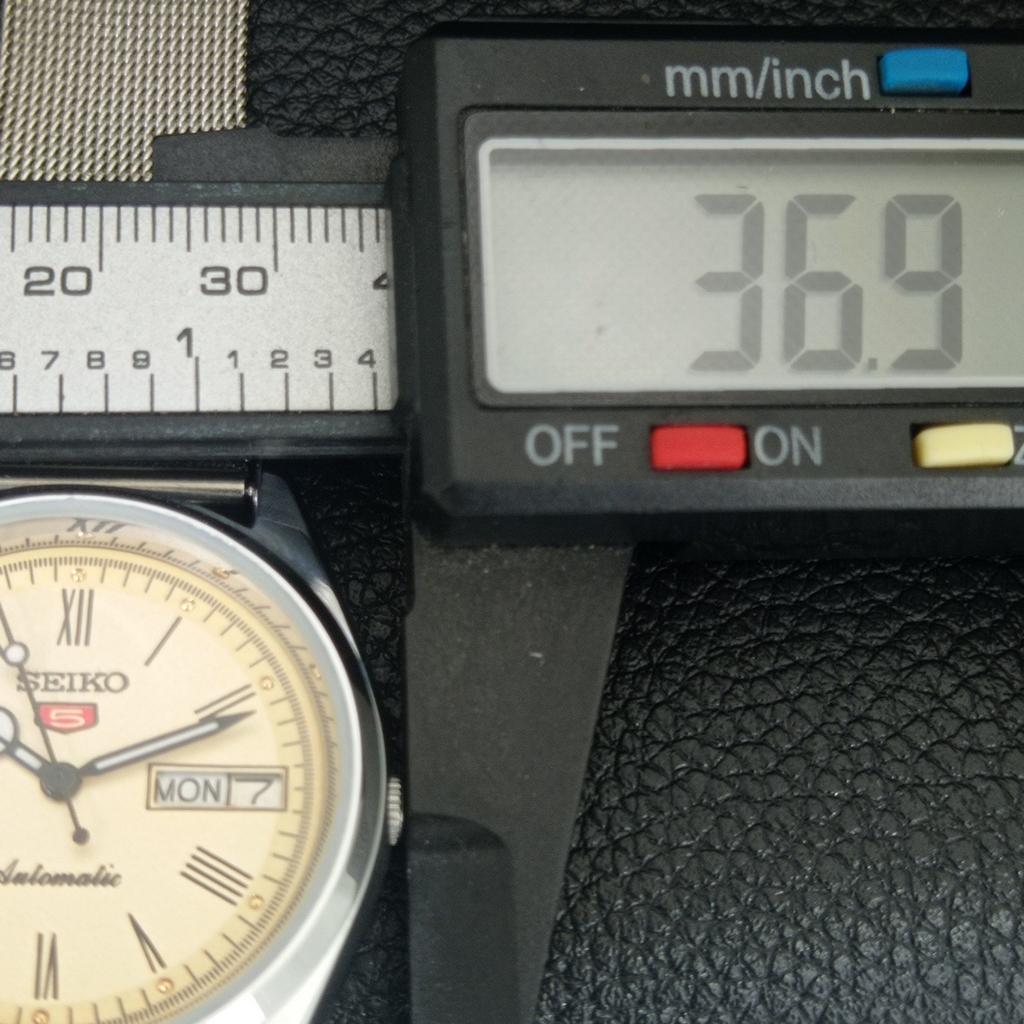 VINTAGE REFURBISHED SEIKO 5 AUTOMATIC 6309A JAPAN MENS GOLDEN WATCH a442148-1