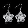 1Pair French Retro Rose Stud Earrings High-end Beauty Empty Flower Earrings Women's Earclips