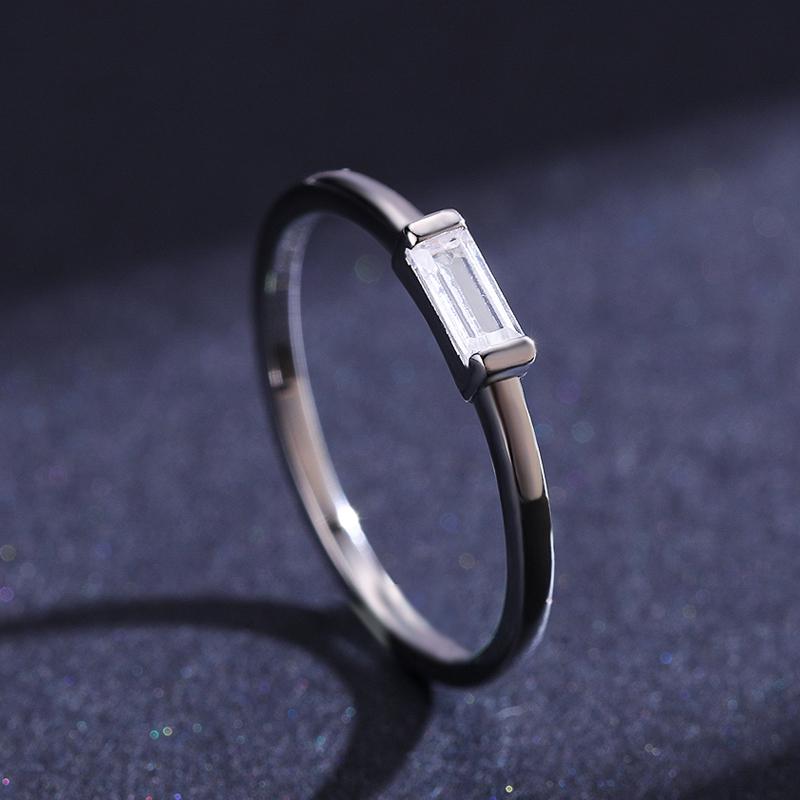 MODIAN 925 Sterling Silver Fashion Emerald Cut Shiny Clear CZ Wedding Female Rings for Women Simple Rectangle Ring Fine Jewelry