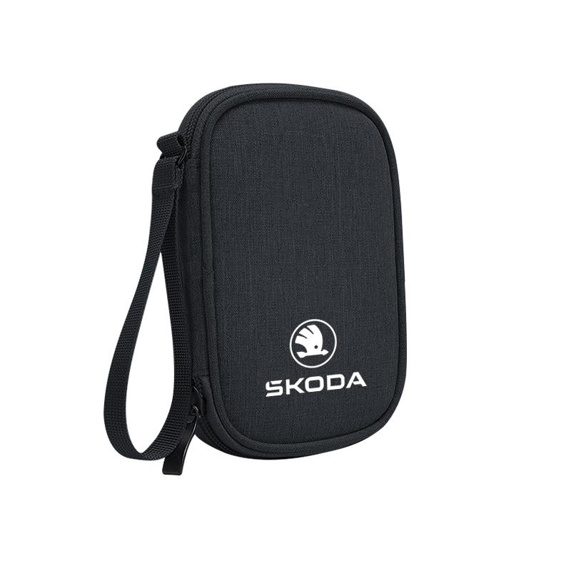 CWWR6 Car Cable Drive Earphone Charger Protable Storage Bag For New Skoda Octavia Kodiaq Fabia Superb Karoq Yeti Rapid Mk3 Vrs Kamiq