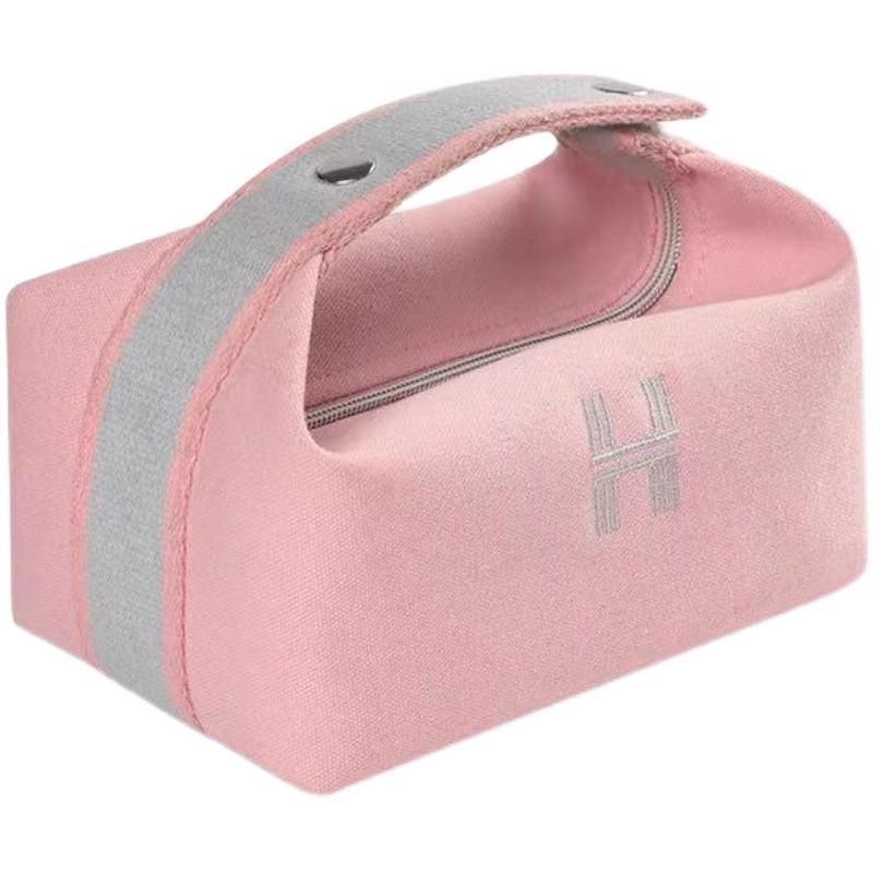 High-End Solid Color Makeup Travel Bag: Large Capacity, Three-Dimensional, Portable & Simple Design