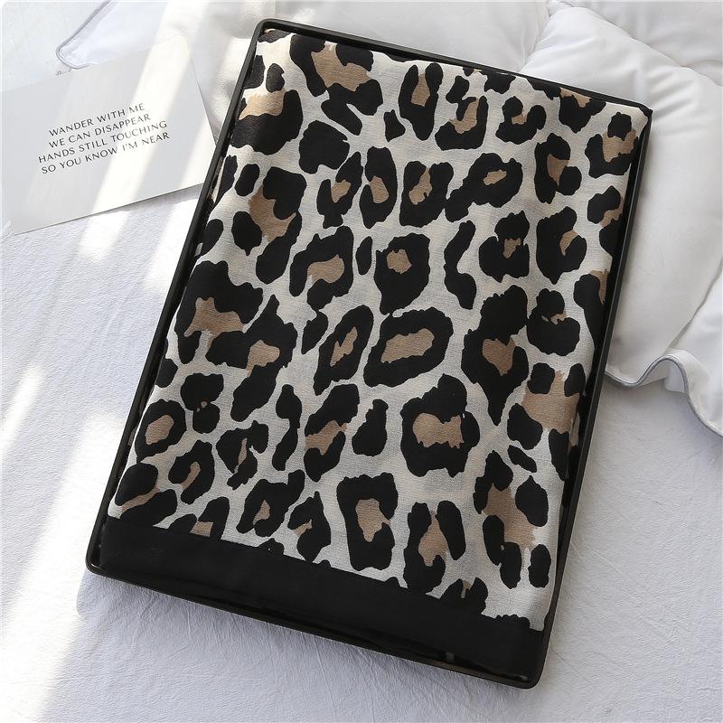 Scarf for Women Summer High-End Leopard Print Cotton Linen Beach Scarf Sun Protection Fashionable Versatile Shawl