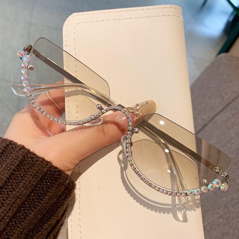 

New Vintage Half Frame Cat Eye Sunglasses Women Luxury Brand Designer Sun Glasses Punk Popular Diamond Metal Eyewear Uv400