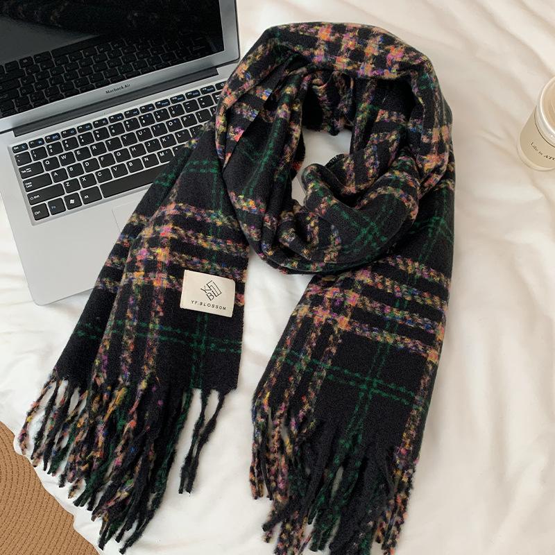 

Beige High End Plaid Scarf for Women in Autumn and Winter Korean Atmosphere New Warm Shawl Student Scarf 200*65cm
