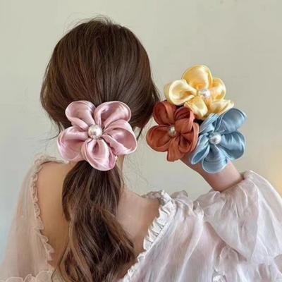 Süße farbige Blumen Hochelastischer Haargummi Stoff Haarband Perle Haargummi Scrunchies Zopfhalter Haaraccessoires