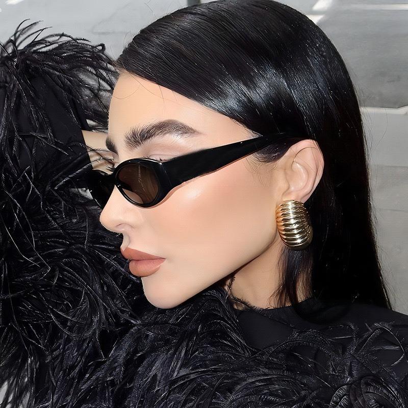 Retro Oval Frame Sunglasses Women Fashion Small Frame Sun Glasses Men Sunglasses Punk Cat Eyes Sunshade Sun Protection Eyewear