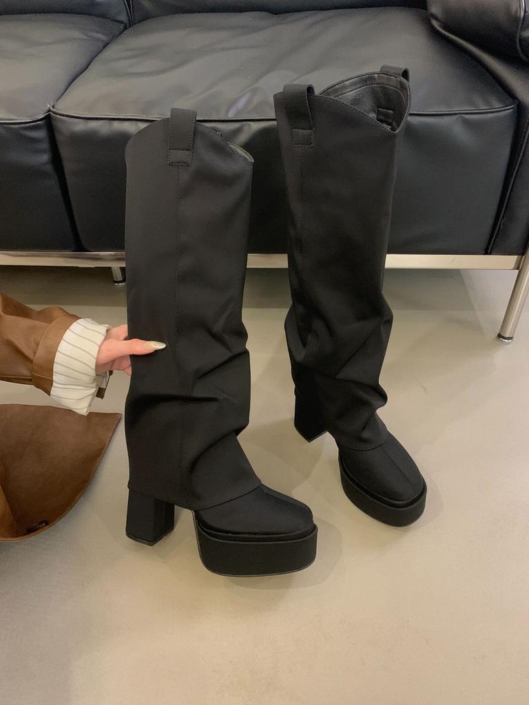 Boots 2025 autumn and winter new thick heel piled boots v-mouth western boots women's retro outer soft-soled trousers boots