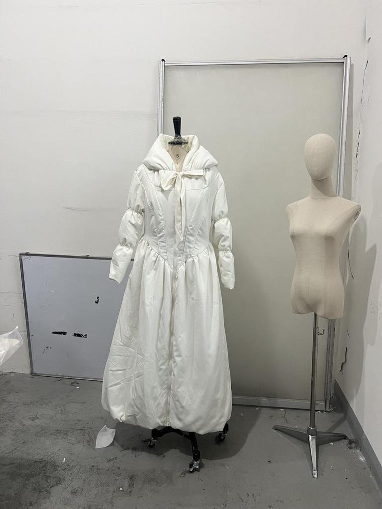 2025 Winter Hooded Waist-Cinching Long Cotton Coat for Women – Solid Color, Wide Hem, In Stock