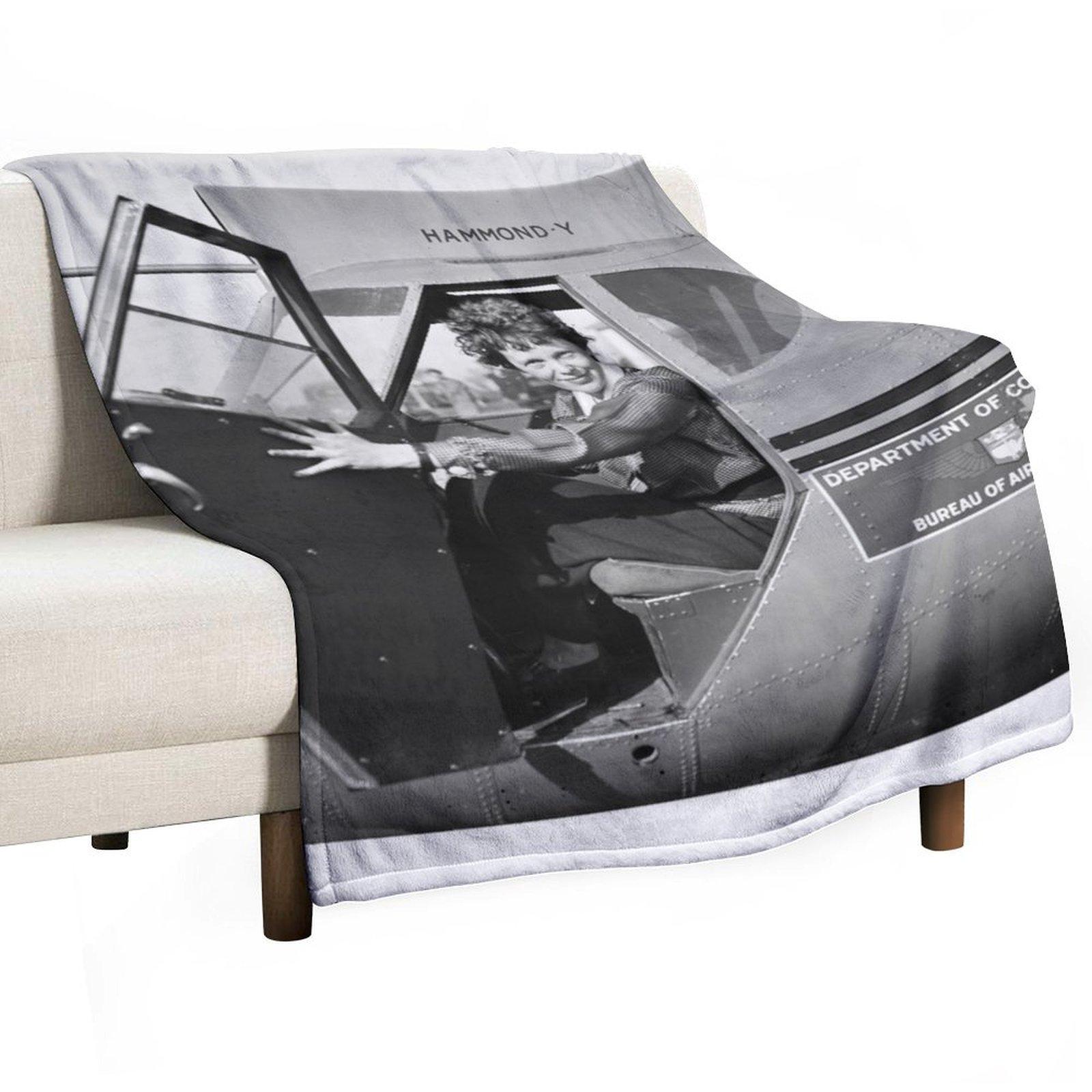 

Amelia Earhart Throw Blanket decorative Luxury St Cute manga Blankets 30x40in