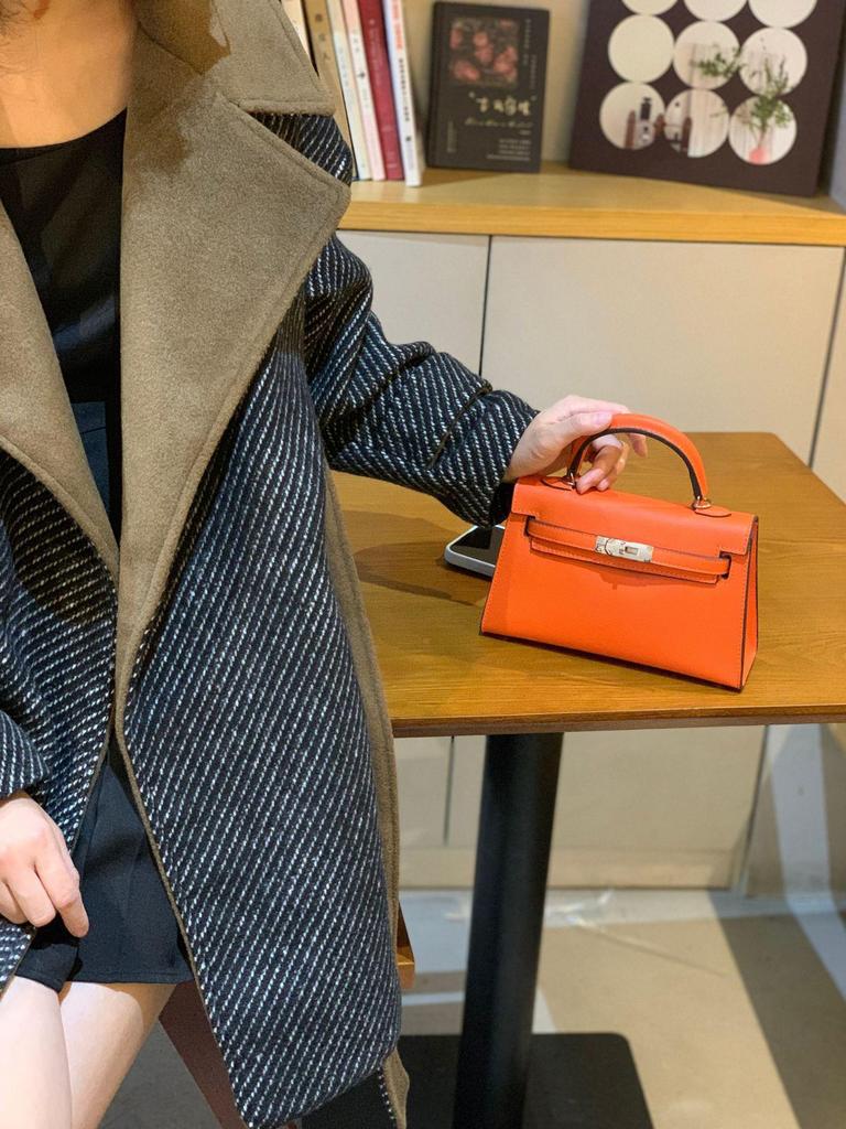 Elegant 2025 Summer Kelly-Style Mini Silver Buckle Handbag - Women's Shoulder & Crossbody Fashion Accessory