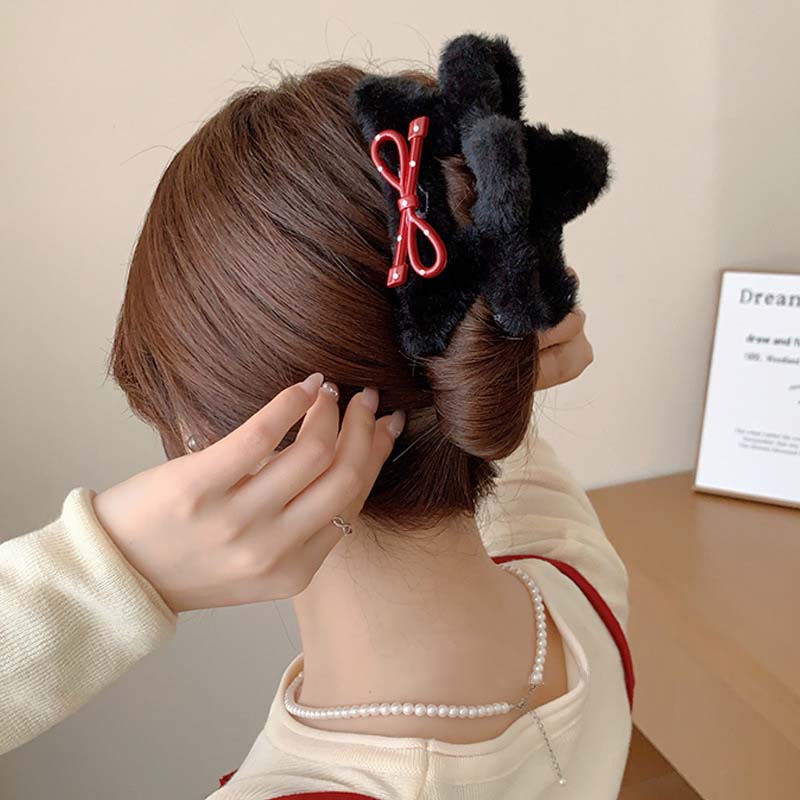 New Elegant Plush Bow Hair Claw Clips for Women Girls Winter Fluffy Plush Large Shark Clamp Hair Clip Headwear Hair Accessories