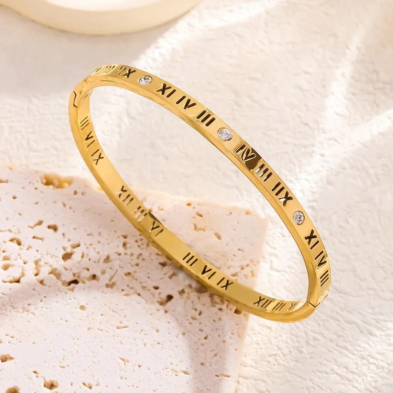 

Korea New Fashion Individuality Roman Numeral Bracelets Stainless Steel Colourfast Bracelets for Women Simple Jewelry Paty Gift