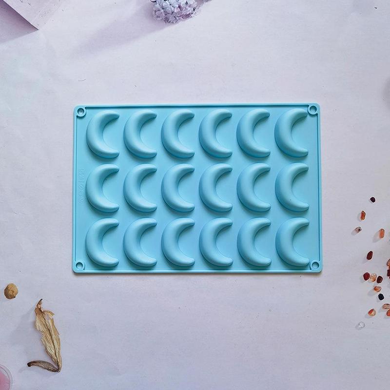 

Moon Silicone Mold For Baking Crescent Chocolate Candy Cake Decoration Cupcake Topper Cookie Ice Cube Wax Melts Crayon Keychains