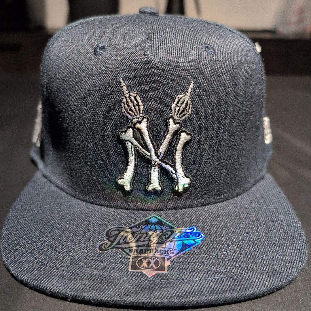 

[USED] TWNTY TWO Bone Logo NY Snapback Cap, Navy