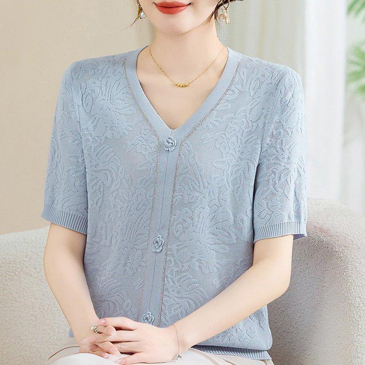 Summer 2026 Stylish Knit T-Shirt for Middle-aged and Elderly Women