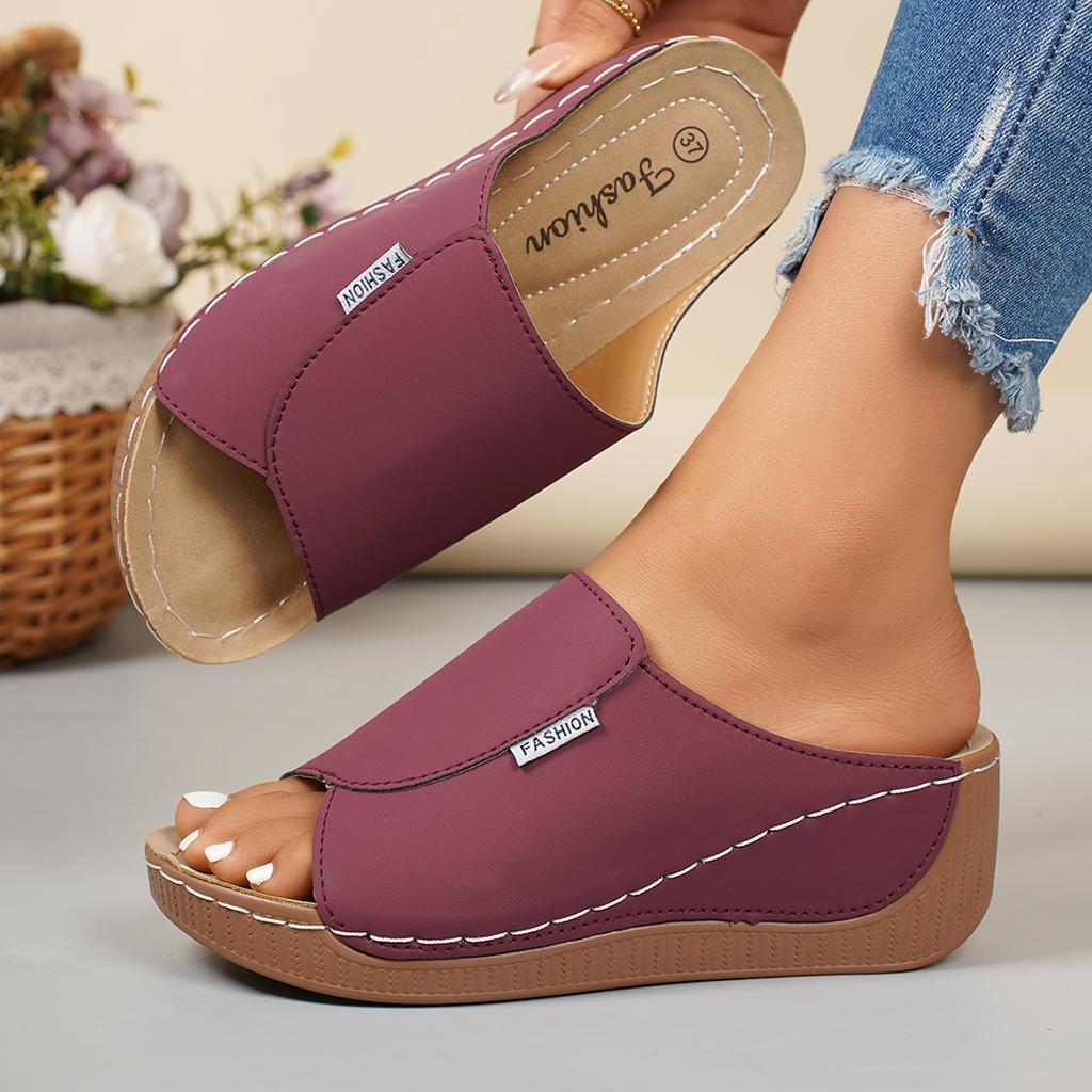 Fashion Women Wedge Slippers Summer 2025 New Fashion Slippers Open Toe Breathable Sandals Comfortable Buckle Woman Shoes Slides Women
