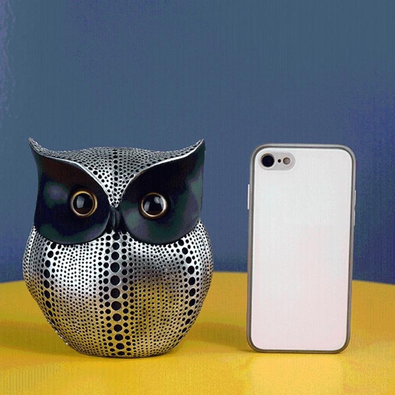 Dots Owl Statue Decorative Figurine Ornament for Home Office Resins Crafts Animal Sculpture for Book Shelf and TV Stand