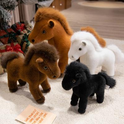 2025 Heißer Verkauf Kleines Pferd Plüschtiere Hohe Qualität Gefüllt Lebensecht Stehende Haltung Pony Puppe Hübsche Schreibtischdekoration Kinderbegleiter