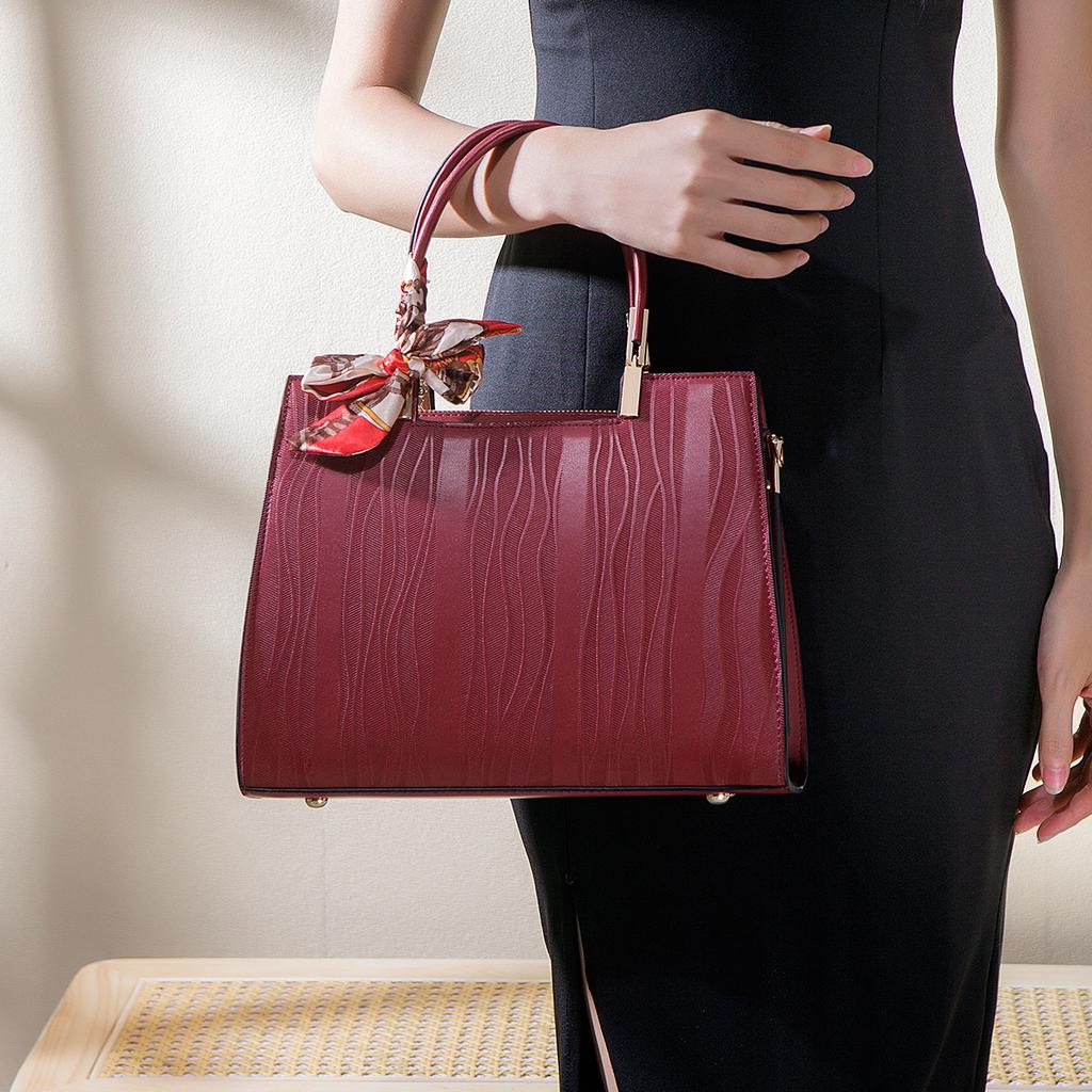 Red Handbag for Women 2024 New Model, Elegant Mother's Wedding Bag, Stylish Crossbody Handbag, Wedding Mother-in-law Bag