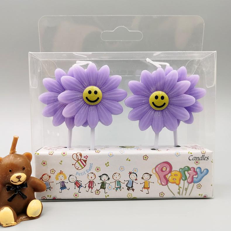 

Daisy Shape Birthday Candle Chrysanthemum Smiley Creative Sun Flower Design Cake Decoration Four purple