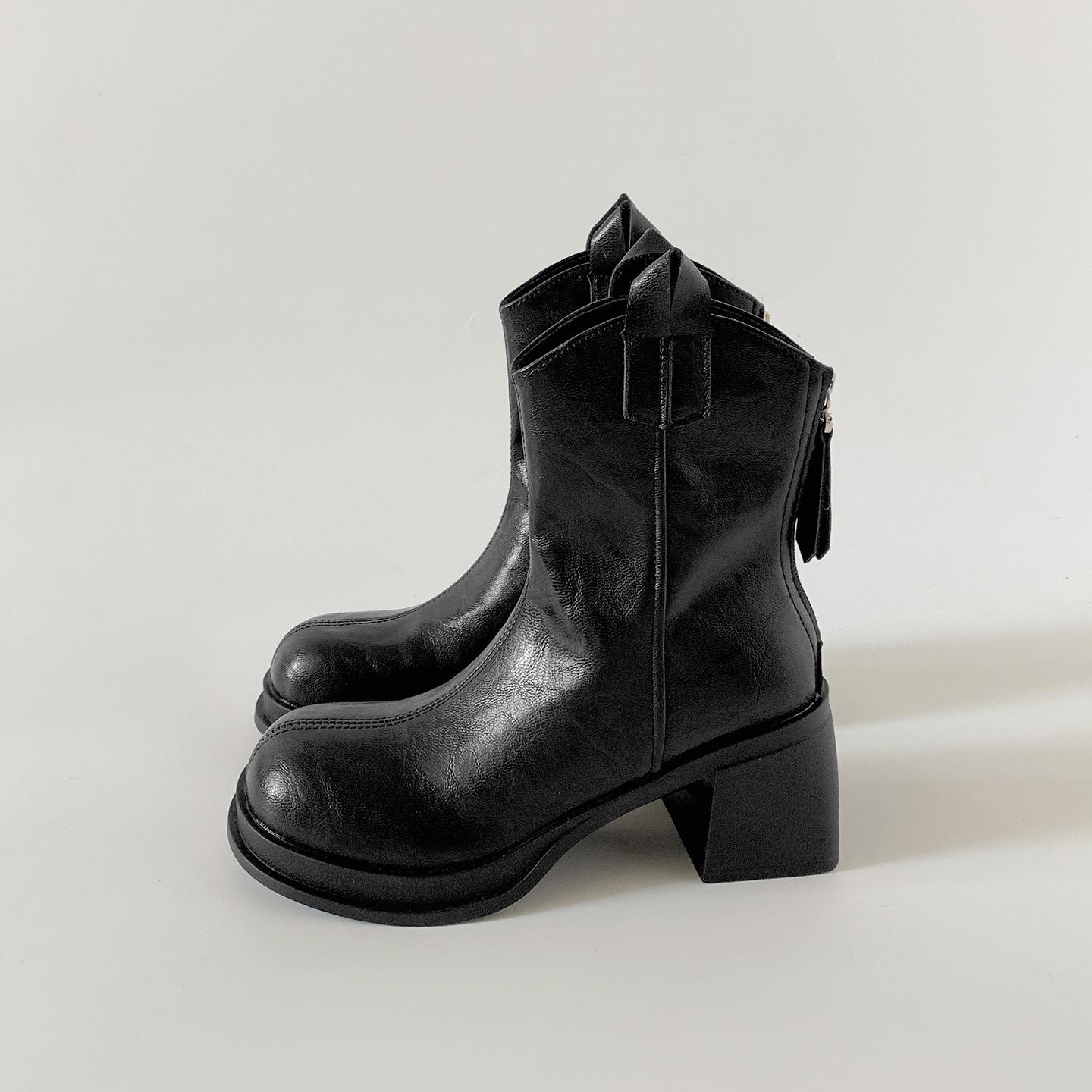 

Queen Fan White British Coarse Heel Height Boots Women s 2025 New Autumn Skirt Versatile Skinny Short Boots 35 чёрный