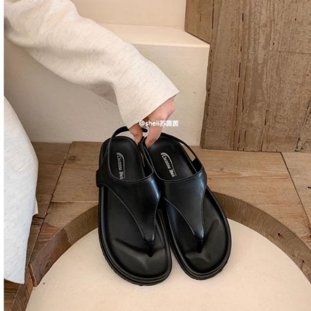 Spot second hair! Fashion versatile new minimalist herringbone clip feet casual thick-soled beach Roman sandals women's summer