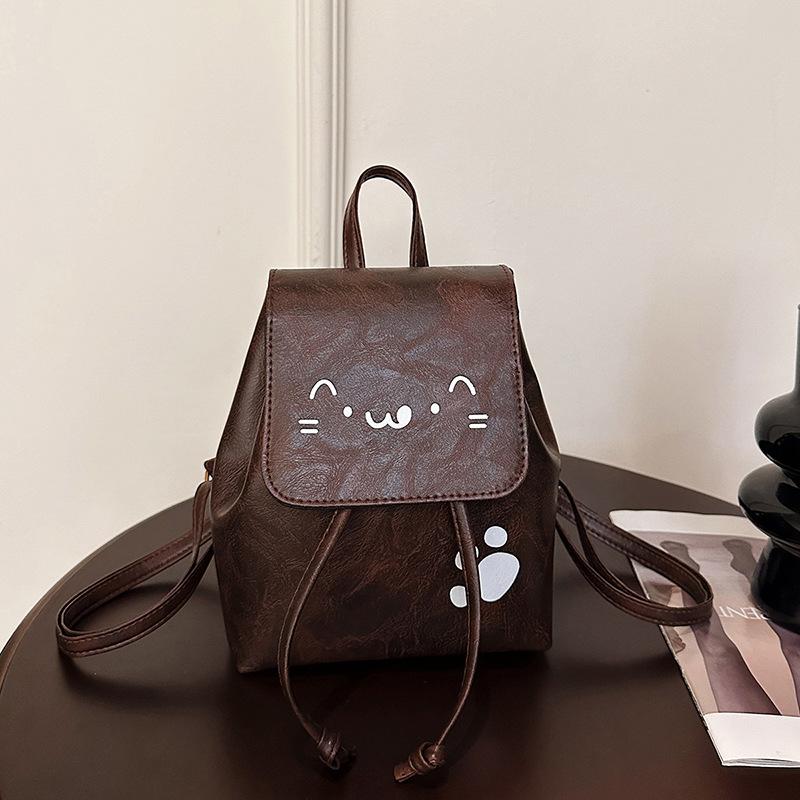 Beautiful street trend backpack cute sweet student bag going out commuting versatile backpack woman