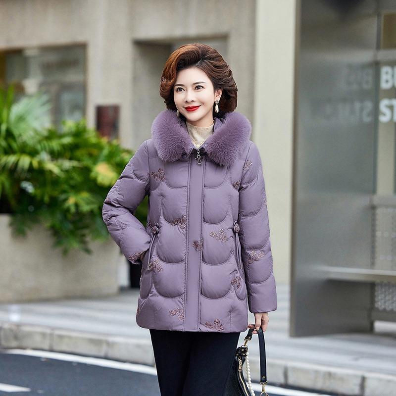

Мамина зимняя куртка пуховик новая воротник из натурального меха зимняя одежда для женщин среднего и пожилого возраста утолщенная теплая куртка из пуха белой утки 5XL [Recommended 150-80 kg] фиолетовый