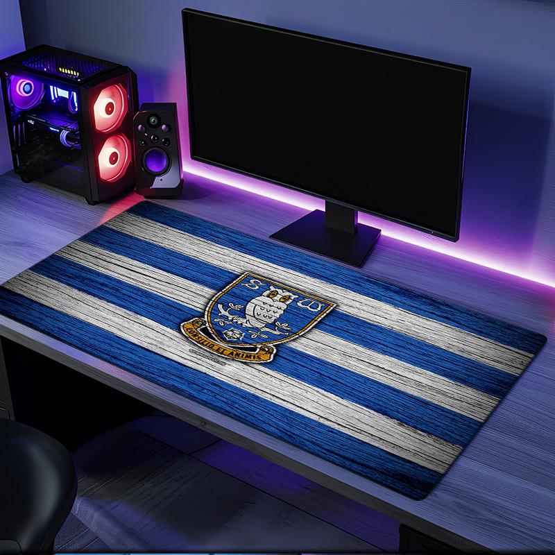 Sheffield Wednesday Crest mouse pad, rubber base, esports desk mat, mouse pad for gamers and office use, gaming desk , easy to clean mat