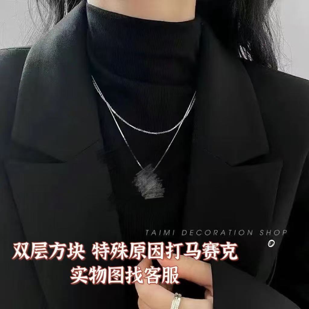 Hollow oval geometric necklace Korean simple fashion sweater chain niche versatile cold jewelry versatile