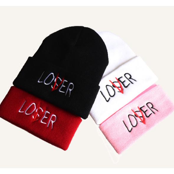 Trendy men's and women's autumn and winter fashion Loser Personalized Embroidered Knit Hat Ski Hat Pullover Hat for Men and Women Students
