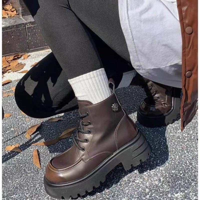 Versatile platform Martin boots women's autumn new fashion heightening thick heel lace-up short boots