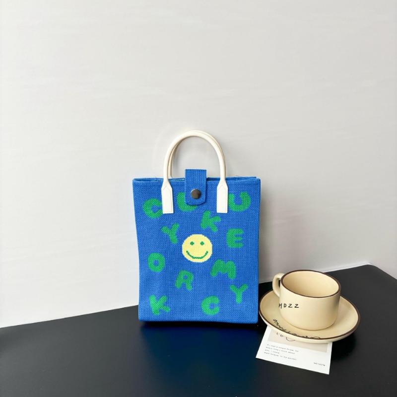 New large-capacity knitted bag, mobile phone bag, niche shoulder messenger bag, high-end, cartoon fashion handbag.