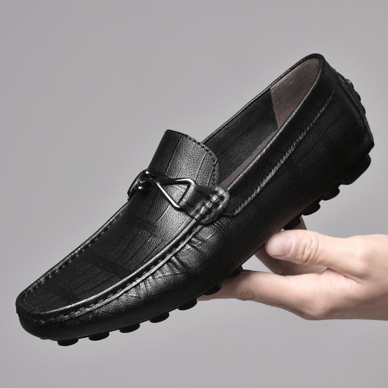 Handmade Soft Men's Leather Slip On Flats Elegantes Male Driving Loafers Classic Wedding Dress Moccasins Outdoor Business Shoes