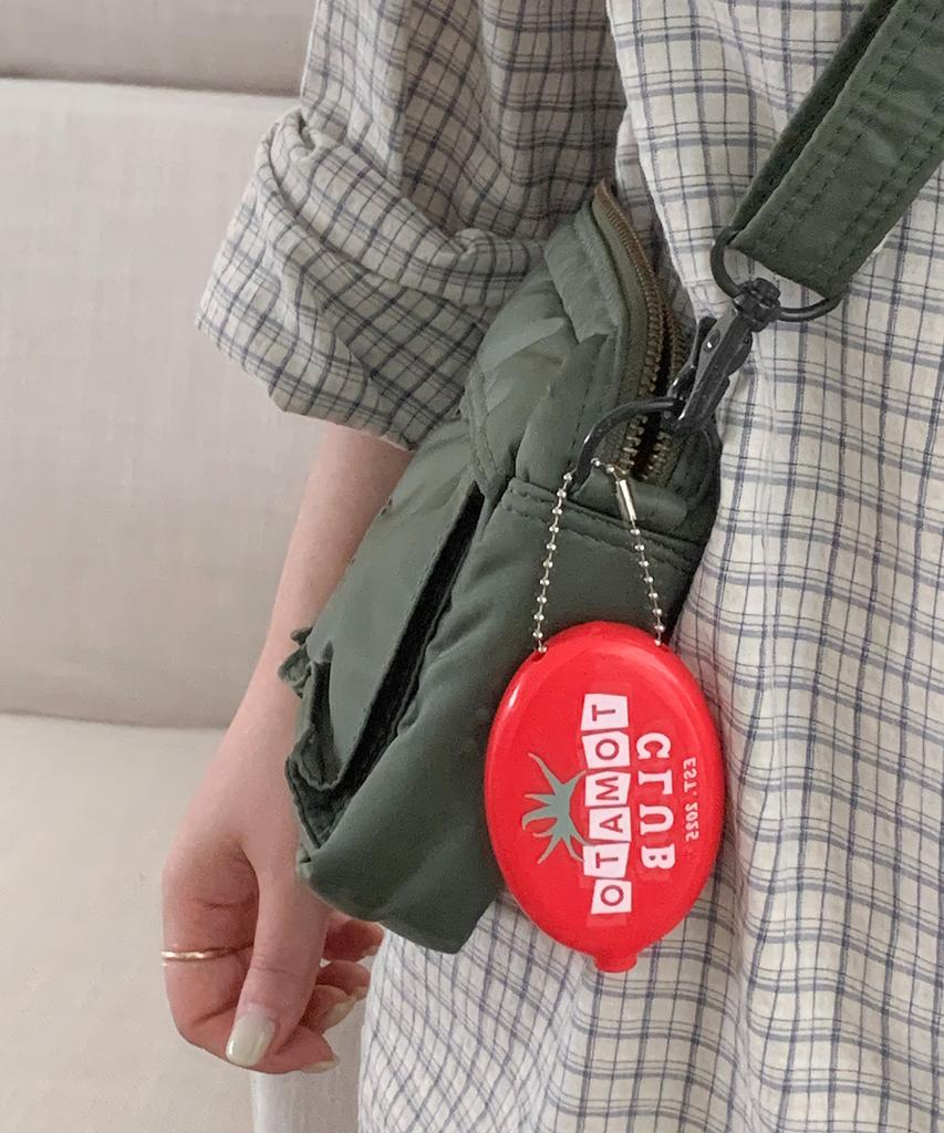 DEDERIT Tomato Ribbon Lettering Coin Silicone Pocket Keyring