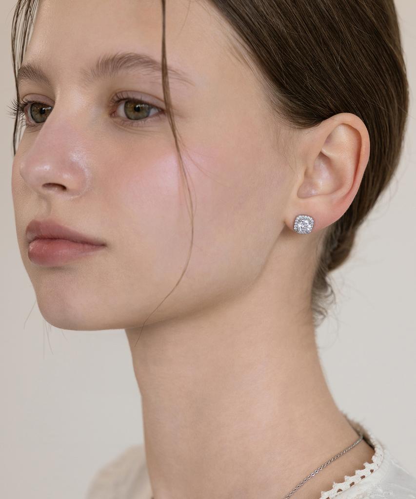 Tatiana Soft Square Halo Cubic Earrings Ec3314