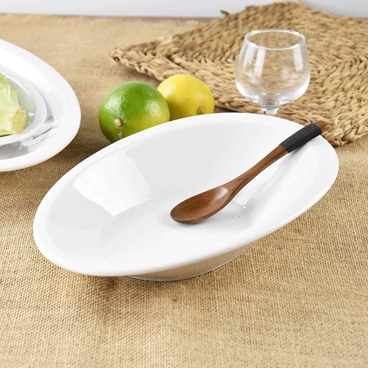

Creative White Ceramic Duck Tongue Bowl for Fruit, Salad, Pasta, or Baked Dishes 9-inch Bowl