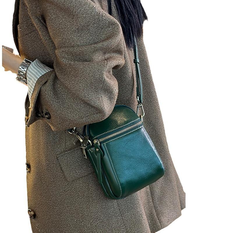 2026 Spring/Summer Women's Genuine Leather Mini Crossbody Bag - Versatile Retro Phone Bag