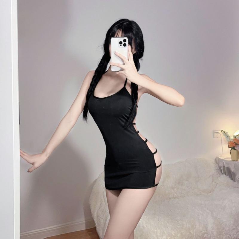 Sexy underwear, sexy back hollow hip skirt, women's suspenders, hot U-shaped breasts, passion free