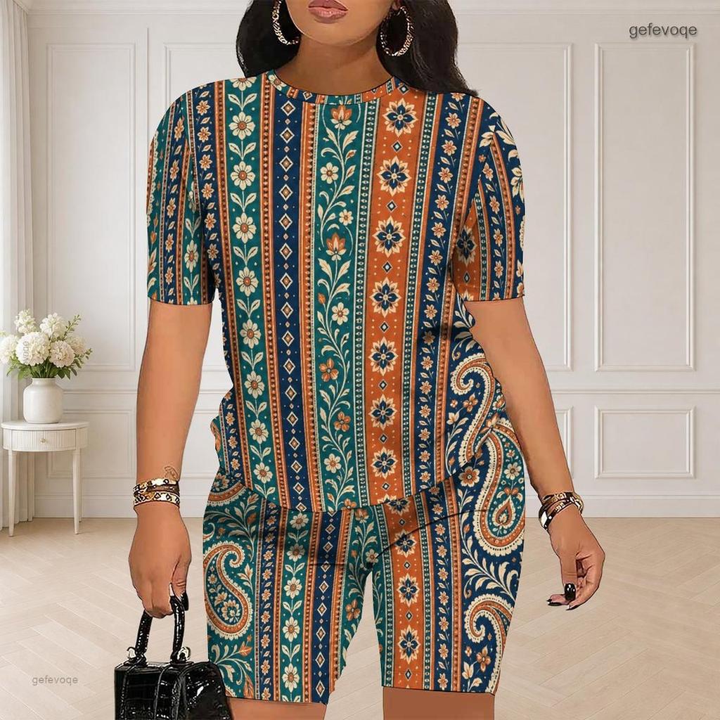 Women Plus Size Paisley Floral Printed Round Neck Short Sleeve Top And Shorts Two Piece Set