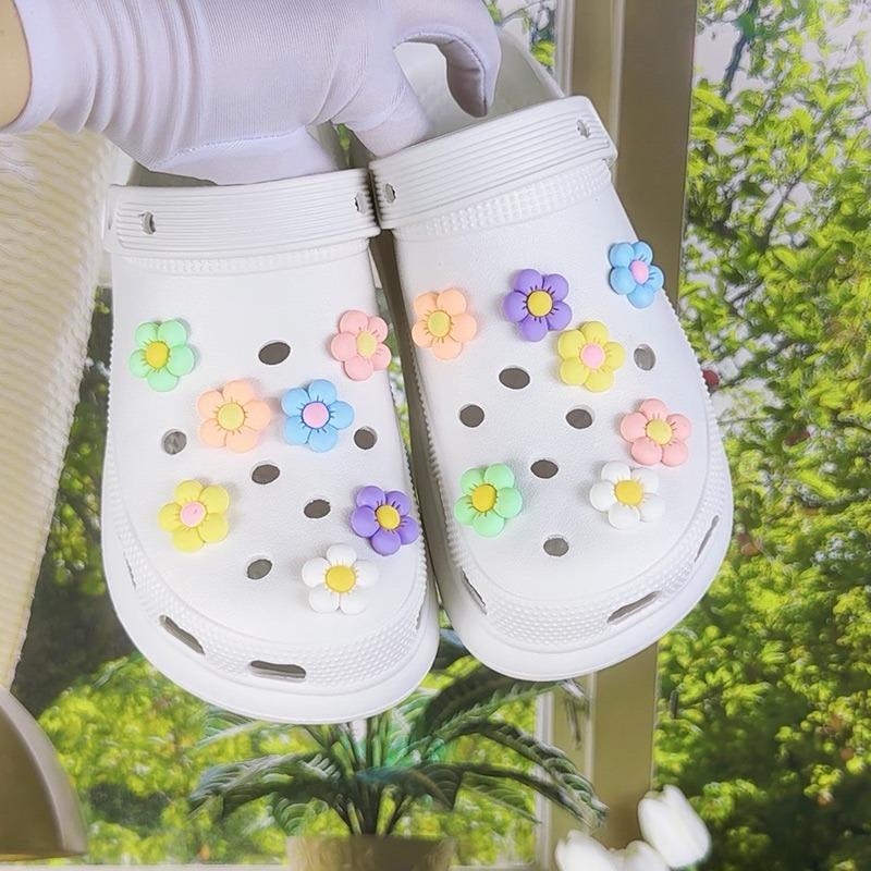 14PCS Fashion Shoe Charms Set Accessories Hole Shoe Buckle Cute Colorful Flowers Resin DIY Shoes Decorations for Bogg Bag