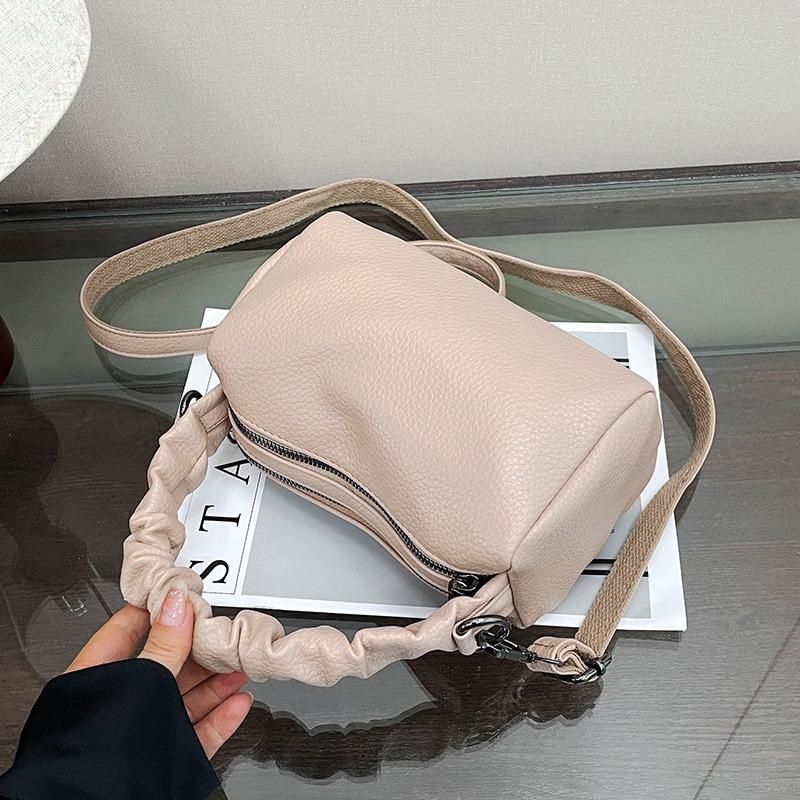 Small-scale Design Simple Crossbody Round Tube Bag Pillow Bag High-end Single Shoulder Bag