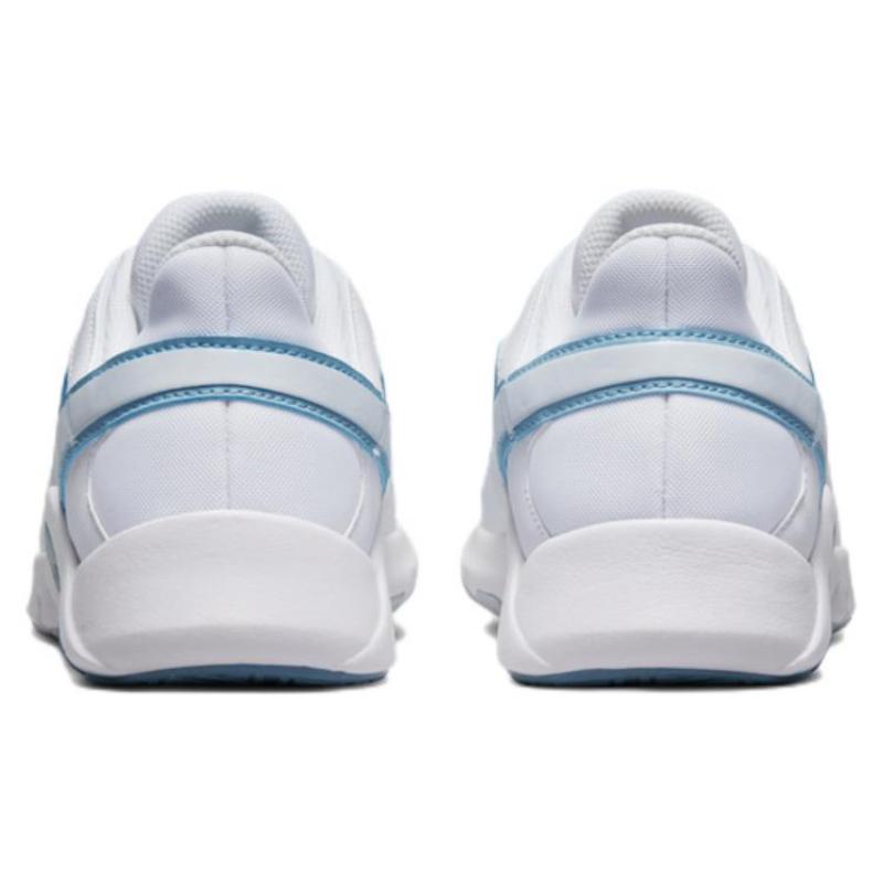 Nike Dámské tréninkové fotbalové boty Legend Essential 2 'White Aura' CQ9545-101