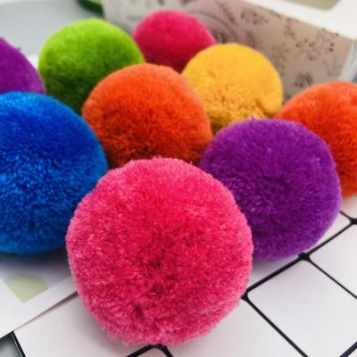 Cucito e maglia – Fiocchi e pompon da cucire