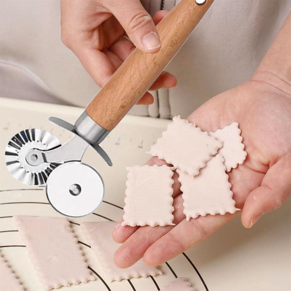 2 in 1 Biscuit Embossing Rolling Wheel Double Wheel Pasta Cutter Ravioli Mold Baking Tool