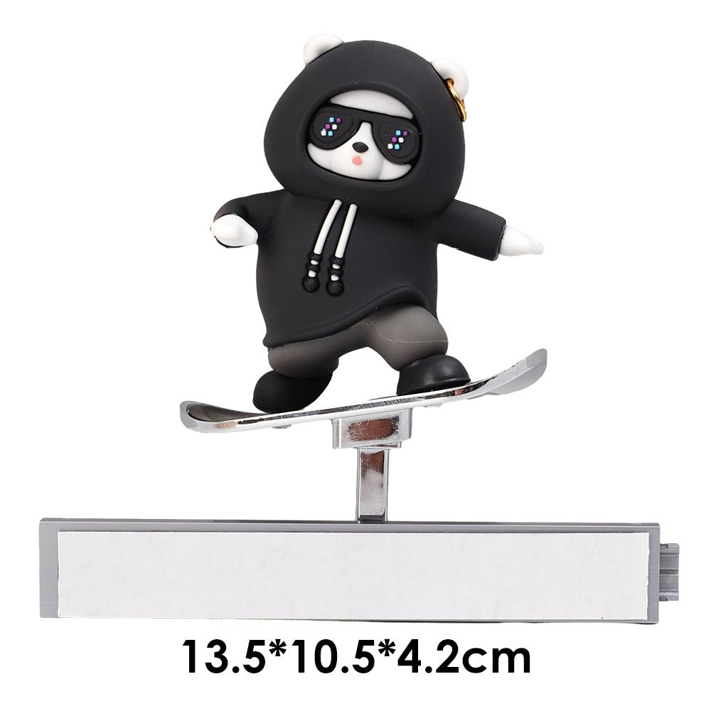 

Автомобильный динамический медведь, украшение, автоматический центральный экран управления, скейтборд, медведь, скользящий орнамент, декоративные аксессуары для салона автомобиля чёрный