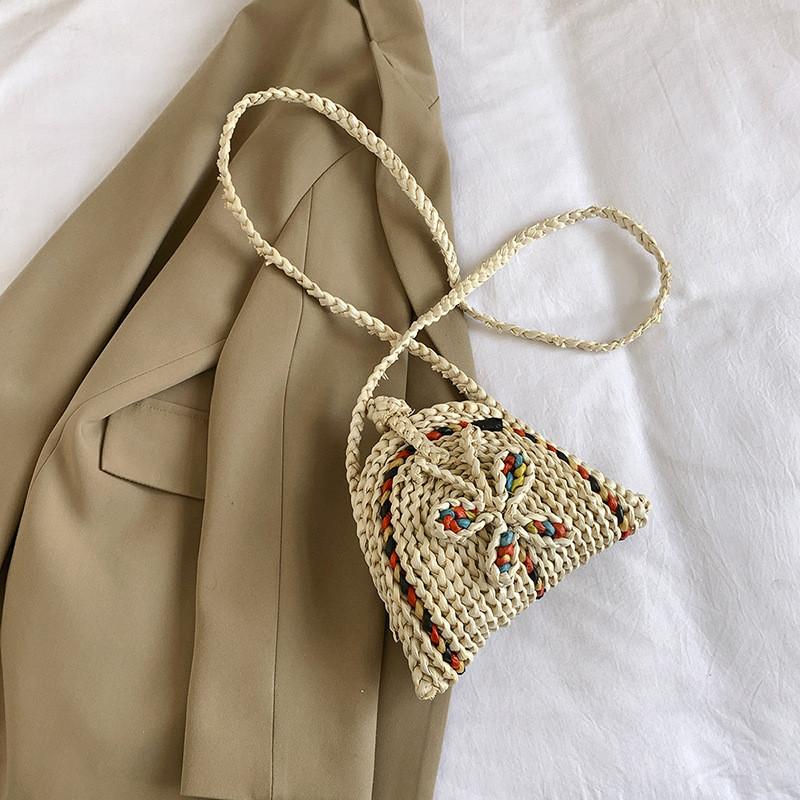 Fashionable Woven Shell Crossbody Bag Chic And Stylish Accessory For Everyday Use Style Two